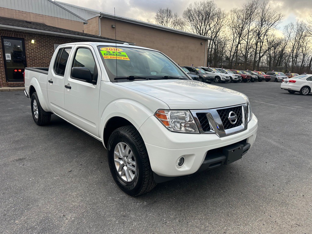 2016 Nissan Frontier Image 3