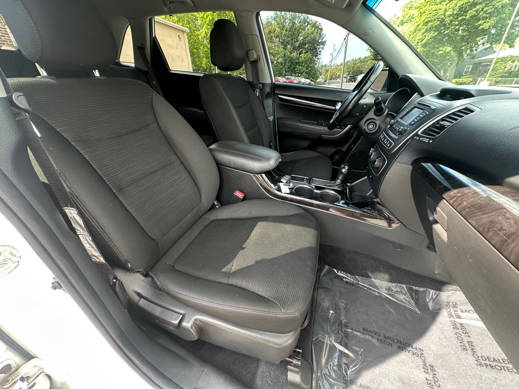 2015 Kia Sorento Image 6