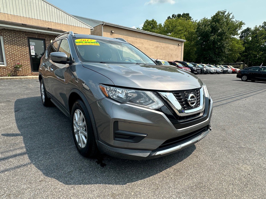 2017 Nissan Rogue Image 3