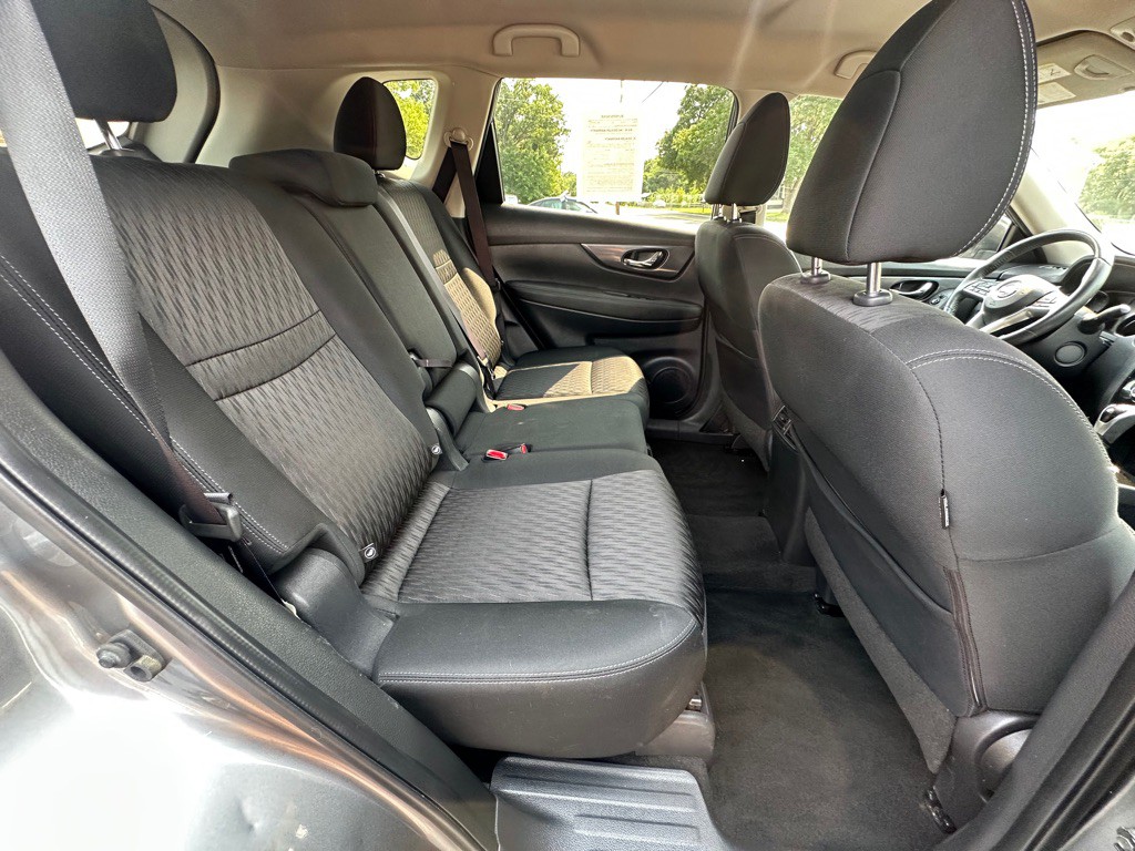 2017 Nissan Rogue Image 7