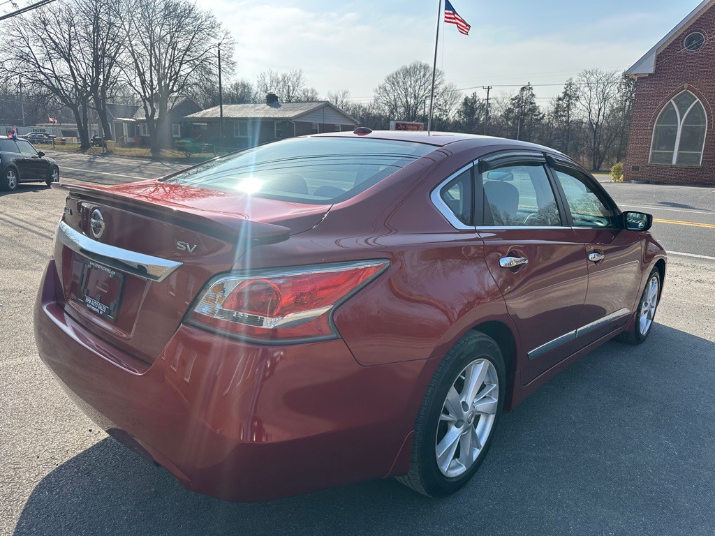 2015 Nissan Altima Image 4