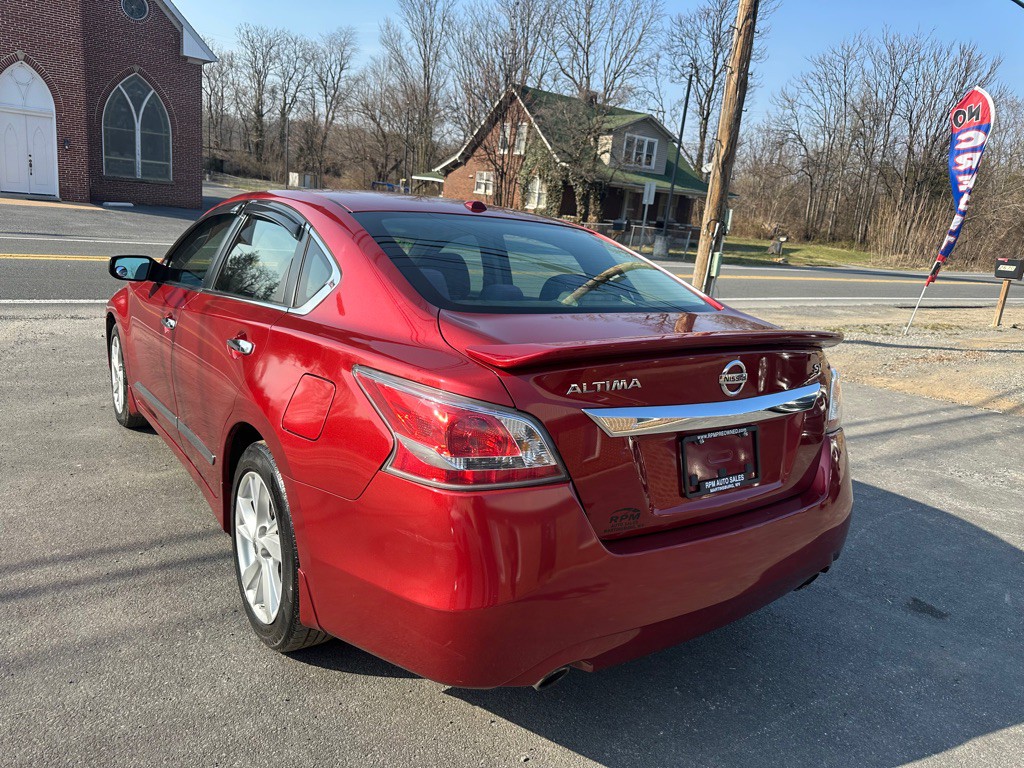 2015 Nissan Altima Image 5