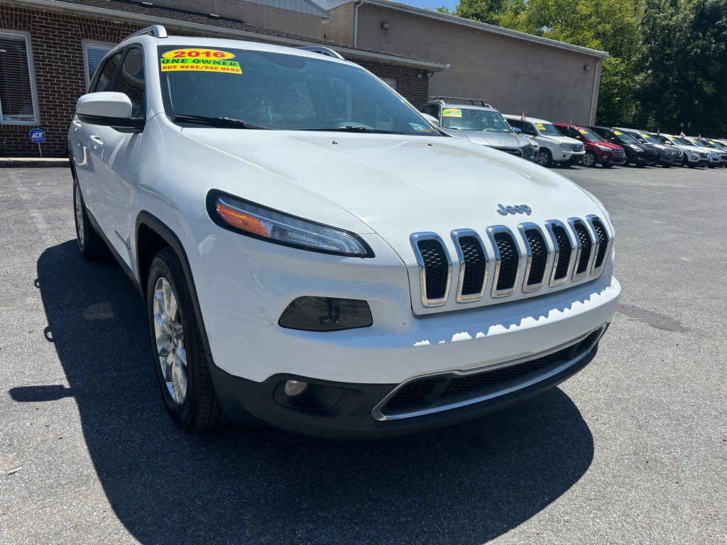 2016 Jeep Cherokee Image 3