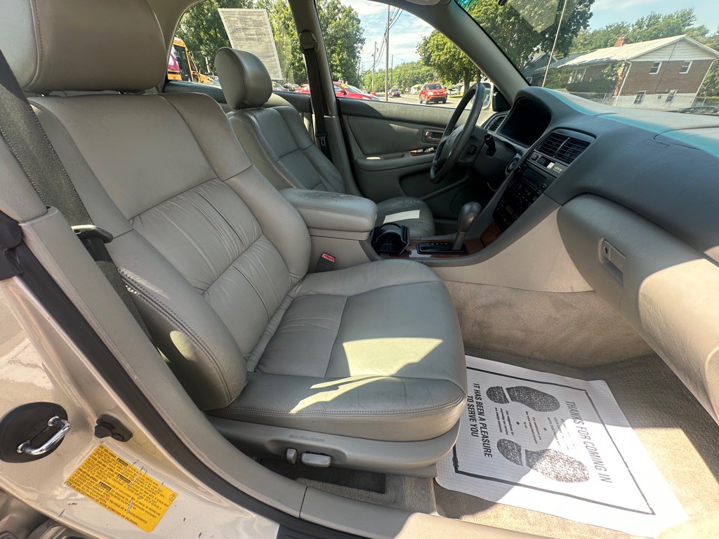 1998 Lexus ES Image 6