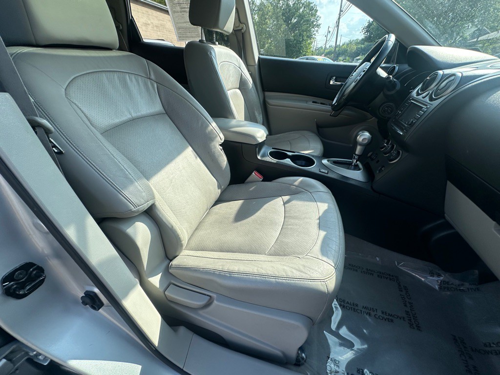 2013 Nissan Rogue Image 6