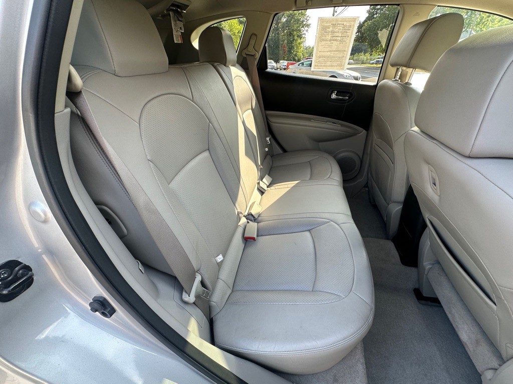 2013 Nissan Rogue Image 8