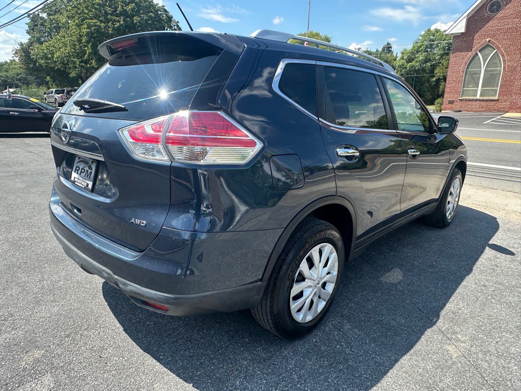 2016 Nissan Rogue Image 4
