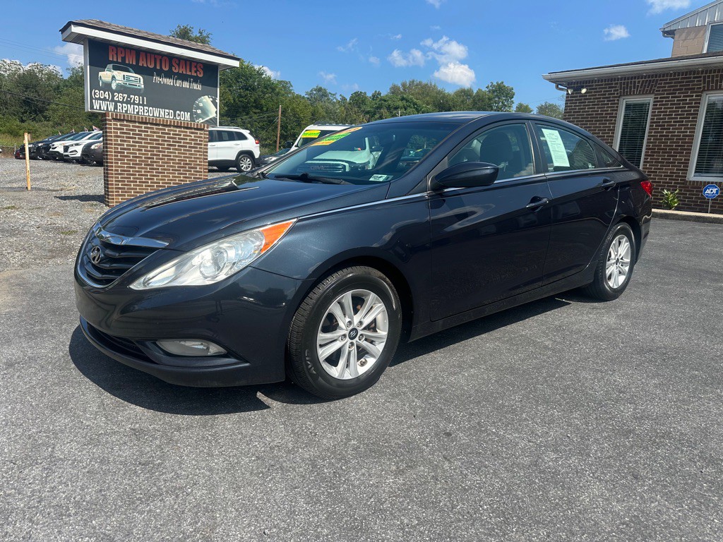 2013 Hyundai Sonata Image 1