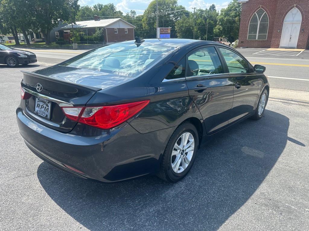 2013 Hyundai Sonata Image 4
