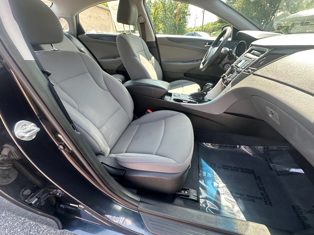 2013 Hyundai Sonata Image 6