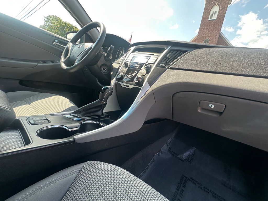 2013 Hyundai Sonata Image 7