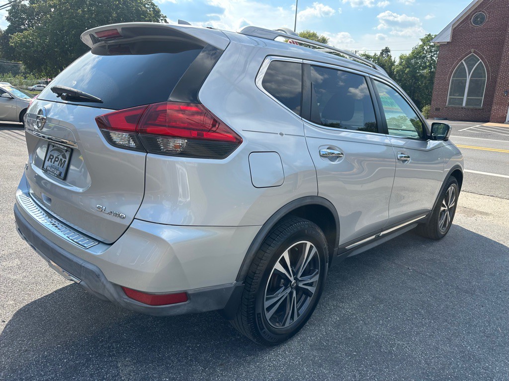 2017 Nissan Rogue Image 4