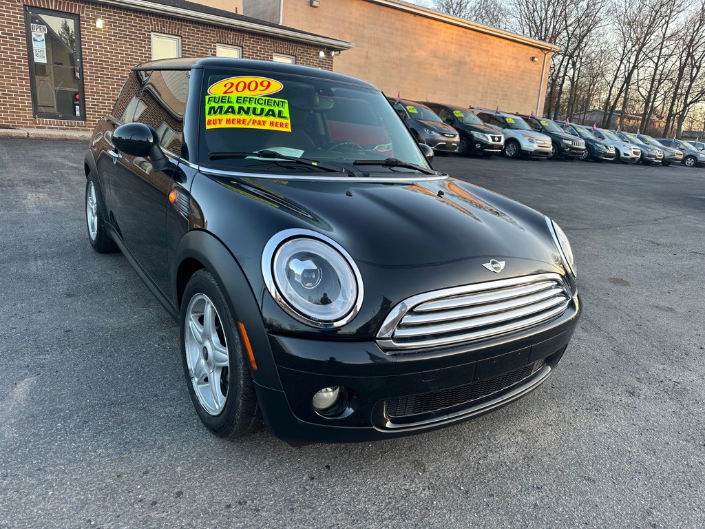 2009 MINI Cooper Image 3
