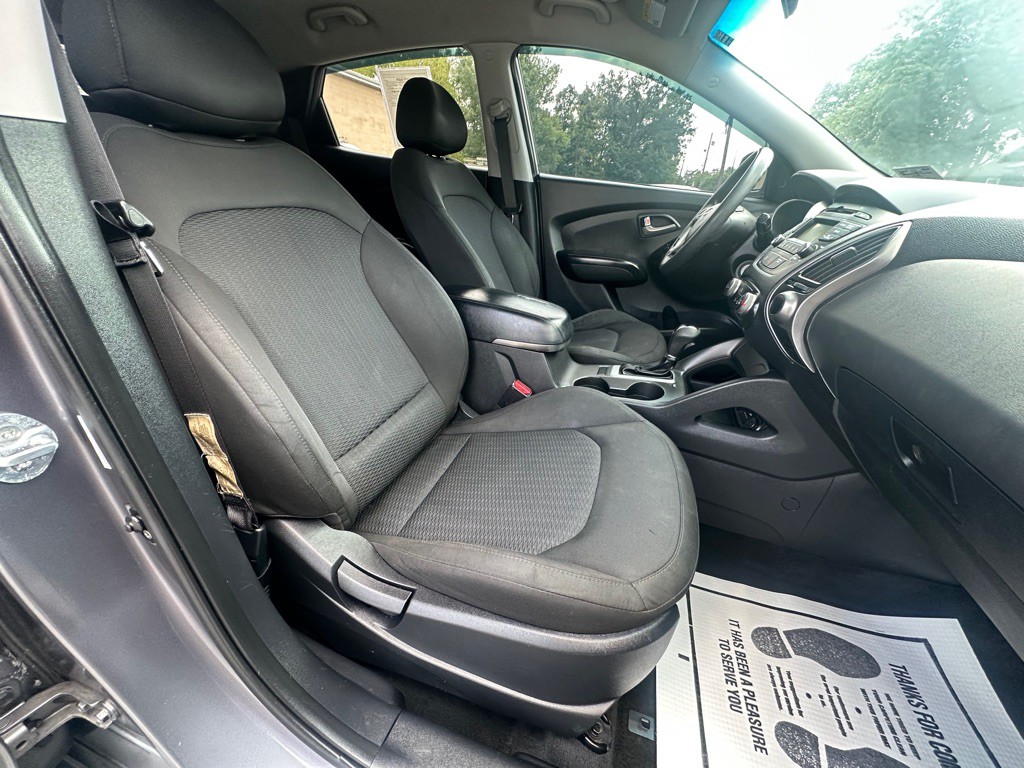 2015 Hyundai Tucson Image 6