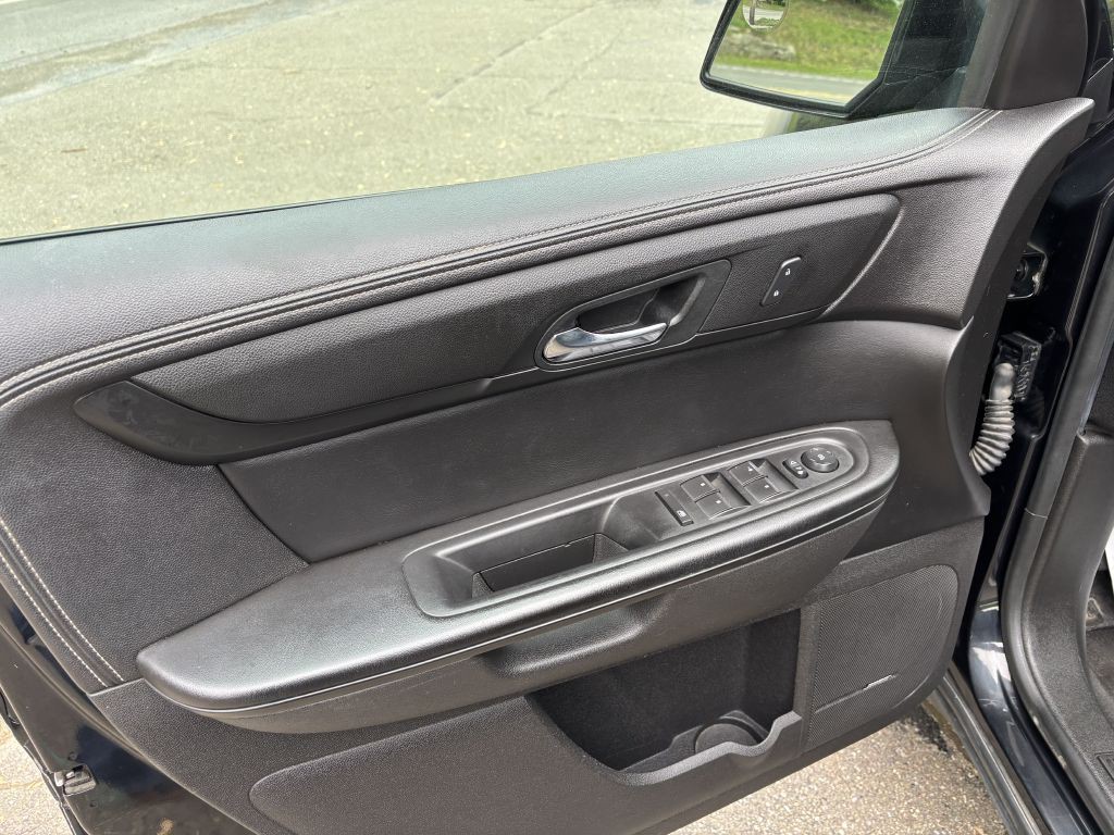 2013 Chevrolet Traverse Image 8