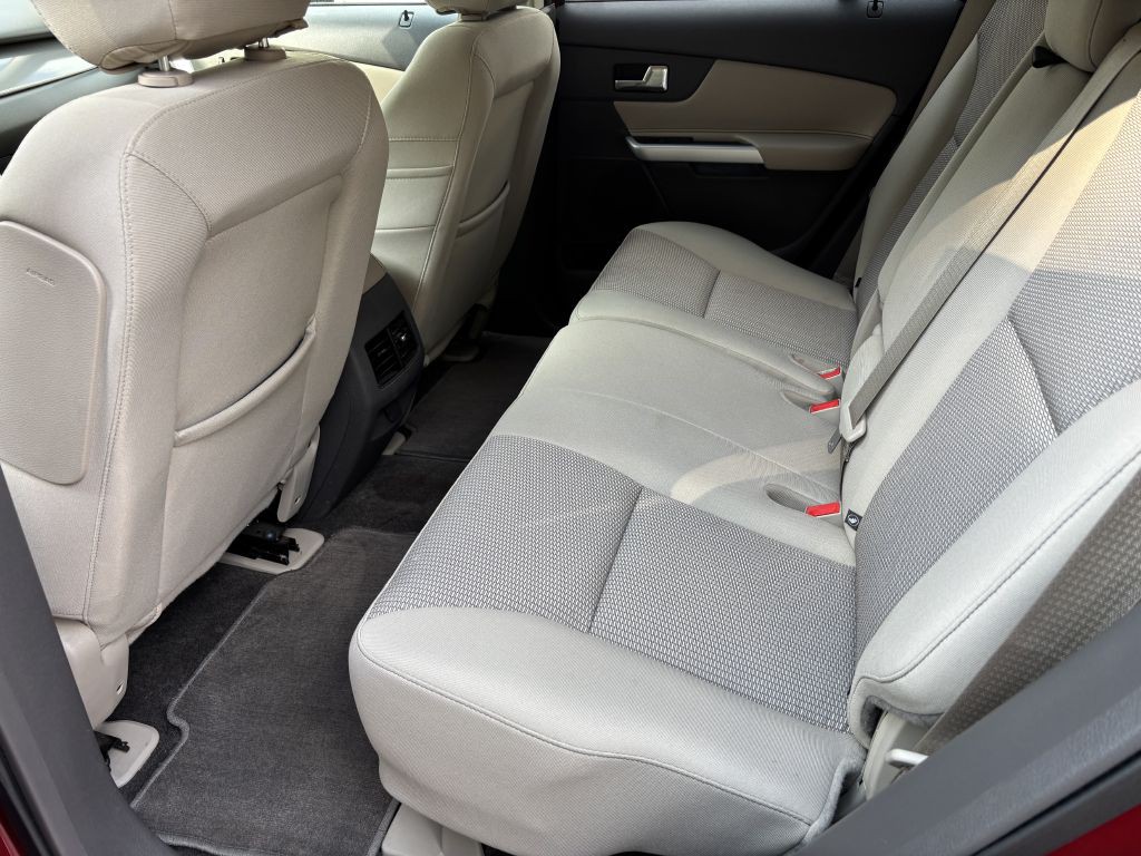 2014 Ford Edge Image 13
