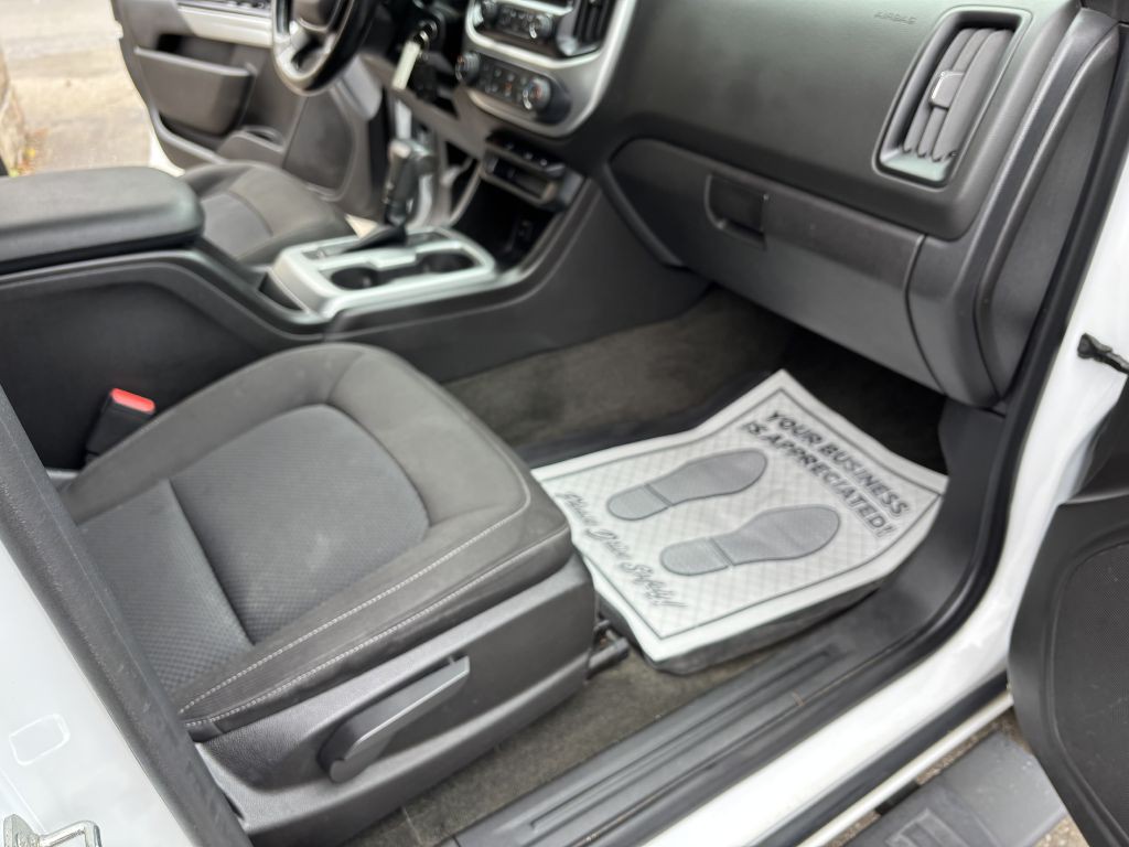 2016 Chevrolet Colorado Image 17