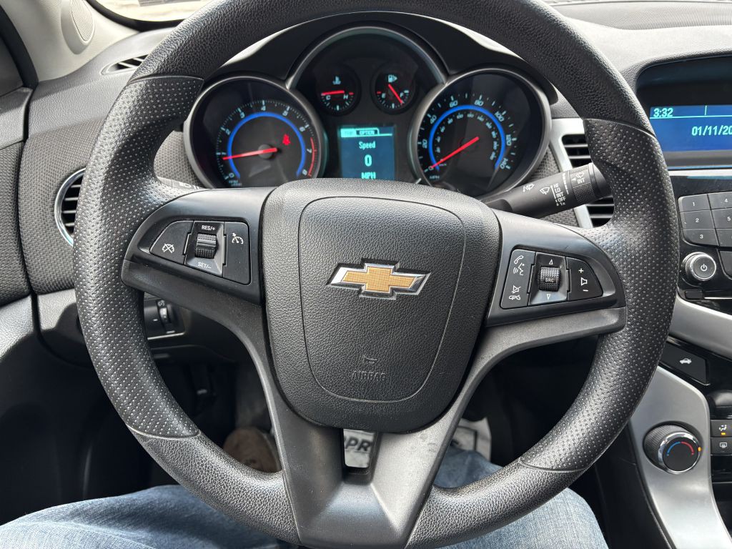 2015 Chevrolet Cruze Image 10