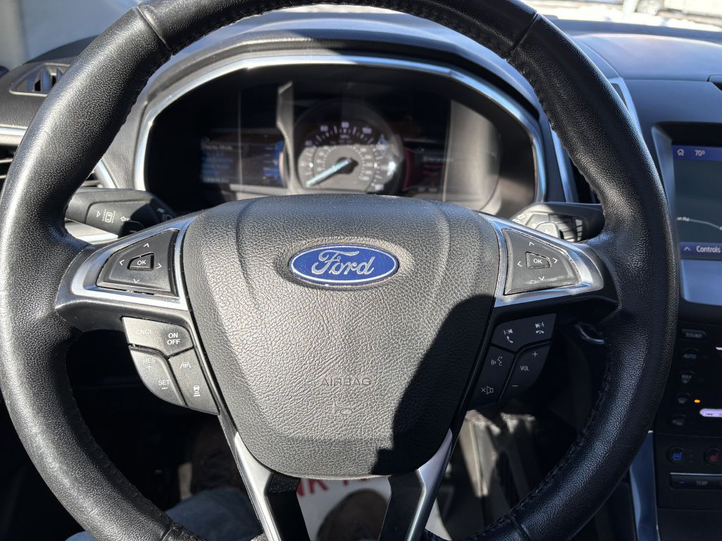 2019 Ford Edge Image 14