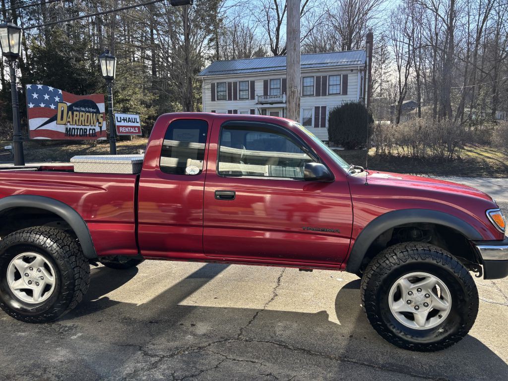 2003 Toyota Tacoma Image 2