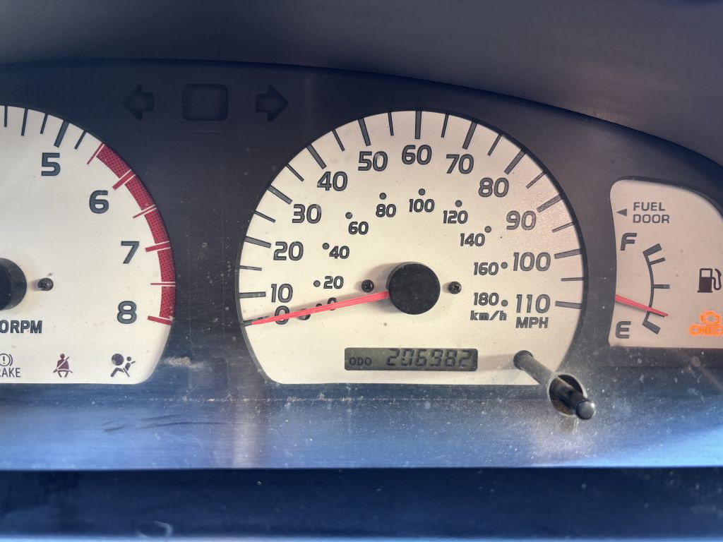 2003 Toyota Tacoma Image 10