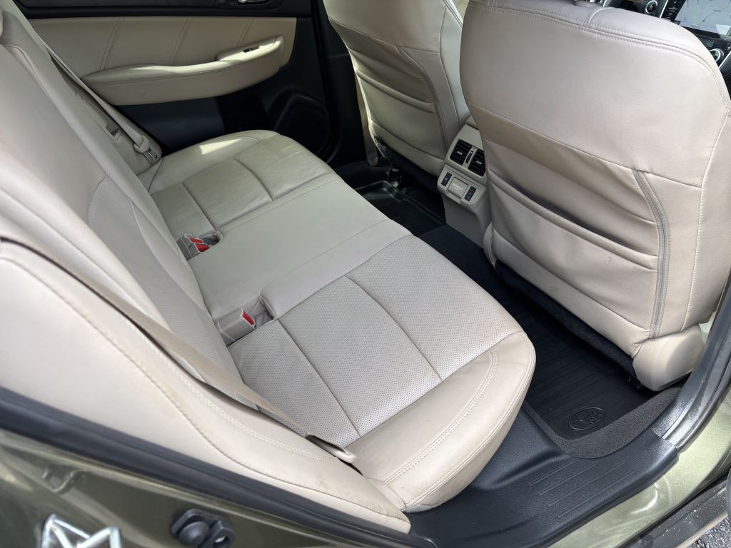 2018 Subaru Outback Image 18
