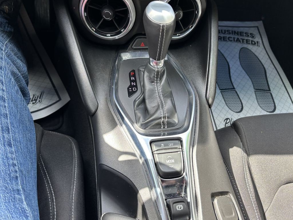 2023 Chevrolet Camaro Image 12