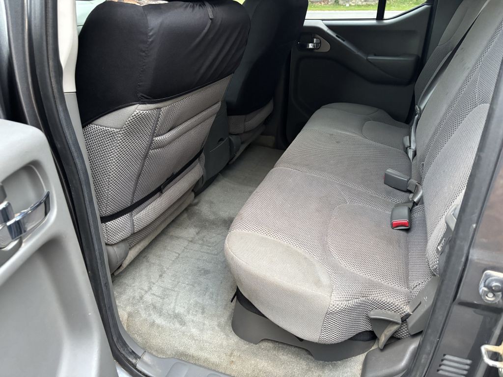 2017 Nissan Frontier Image 17