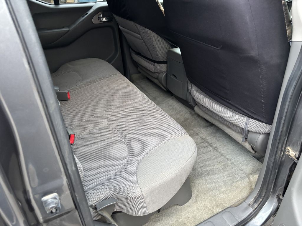 2017 Nissan Frontier Image 18