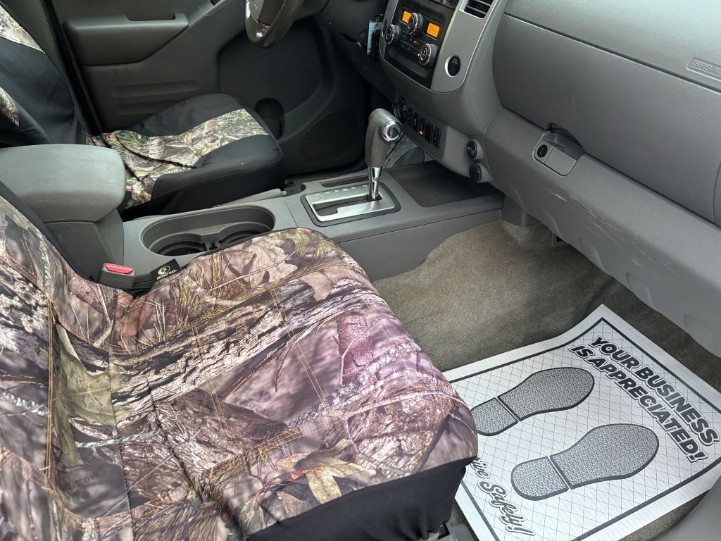 2017 Nissan Frontier Image 19
