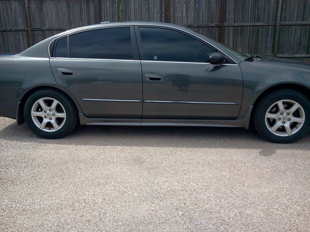 2005 Nissan Altima Image 1