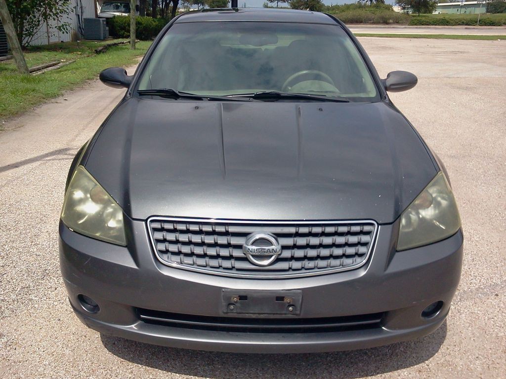 2005 Nissan Altima Image 8