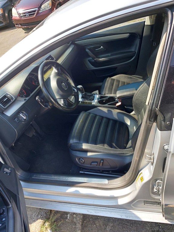 2013 Volkswagen CC Image 8