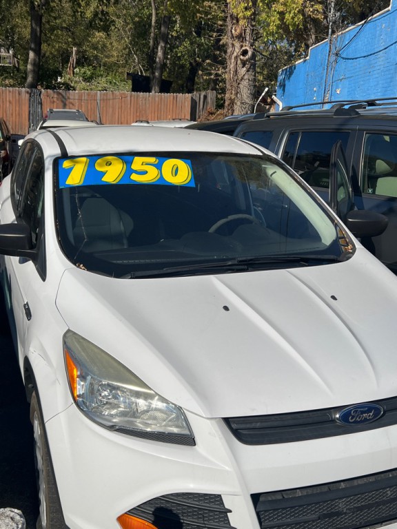 2013 Ford Escape Image 1