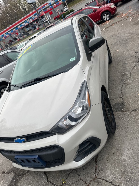 2018 Chevrolet Spark Image 2