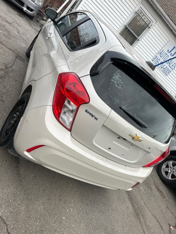 2018 Chevrolet Spark Image 5