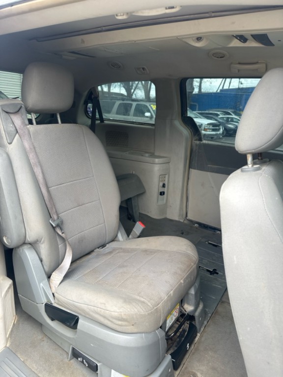 2008 Dodge Grand Caravan Image 10