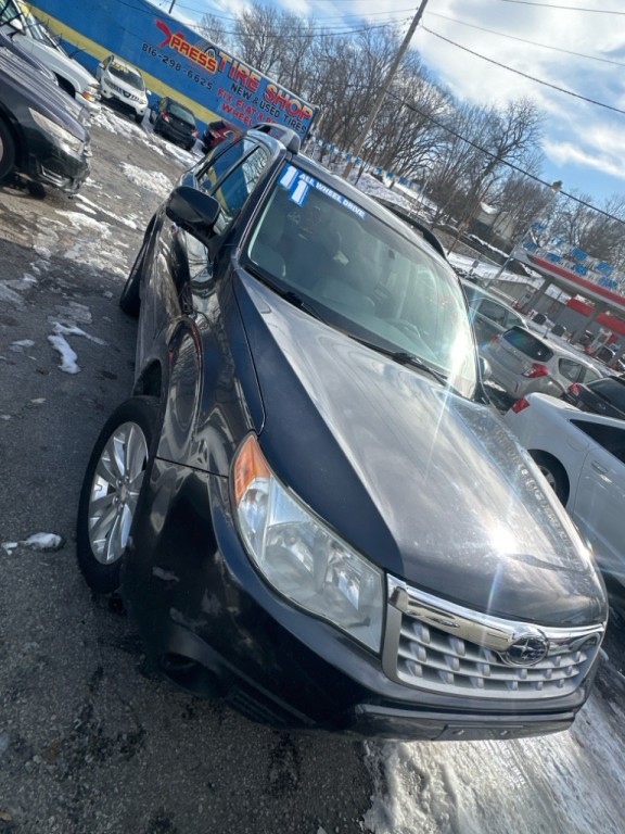 2011 Subaru Forester Image 2