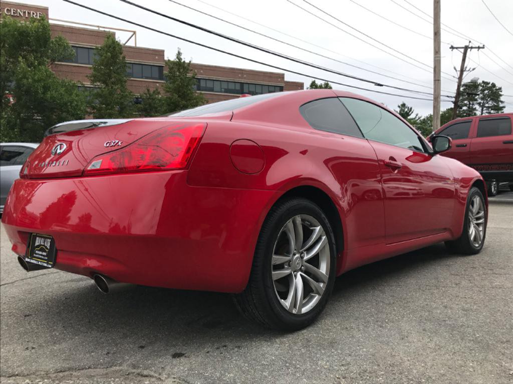 2009 INFINITI G37 Image 6