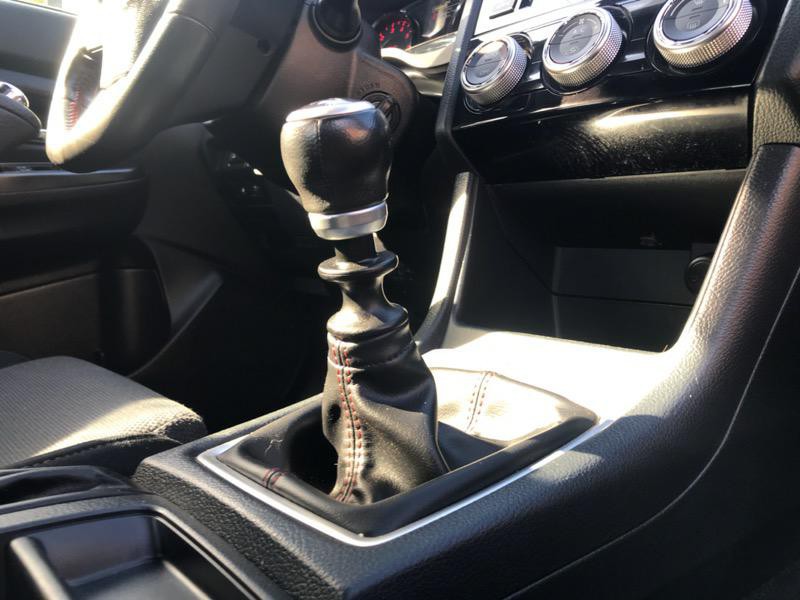 2017 Subaru WRX Image 40