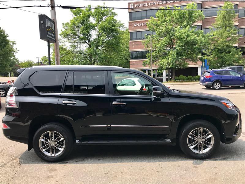 2016 Lexus GX 460 Image 5