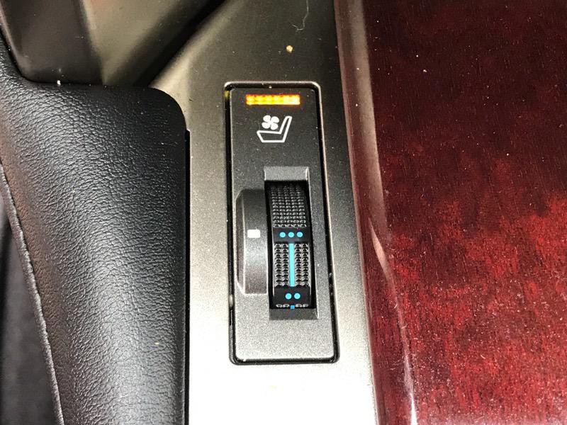 2016 Lexus GX 460 Image 31