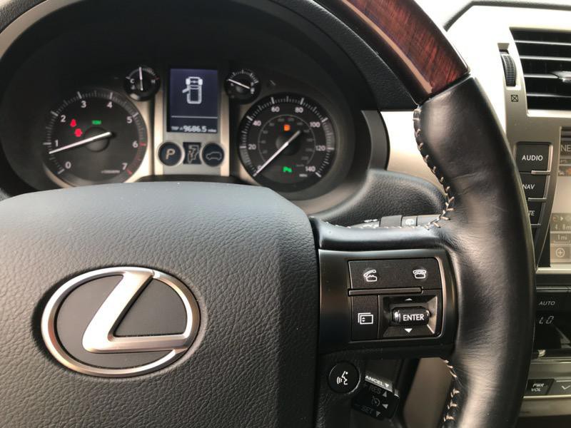 2016 Lexus GX 460 Image 35