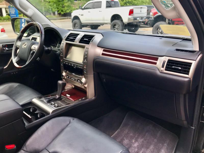 2016 Lexus GX 460 Image 41