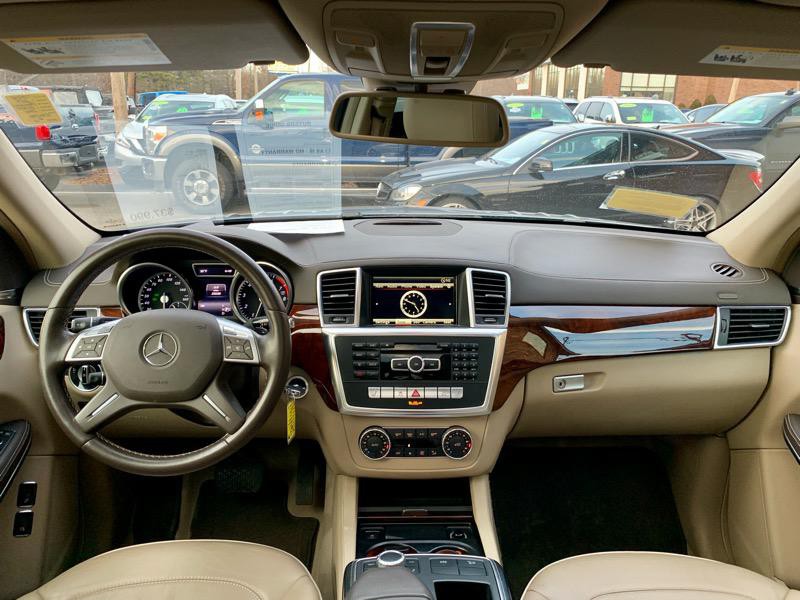2014 Mercedes-Benz GL-Class Image 30