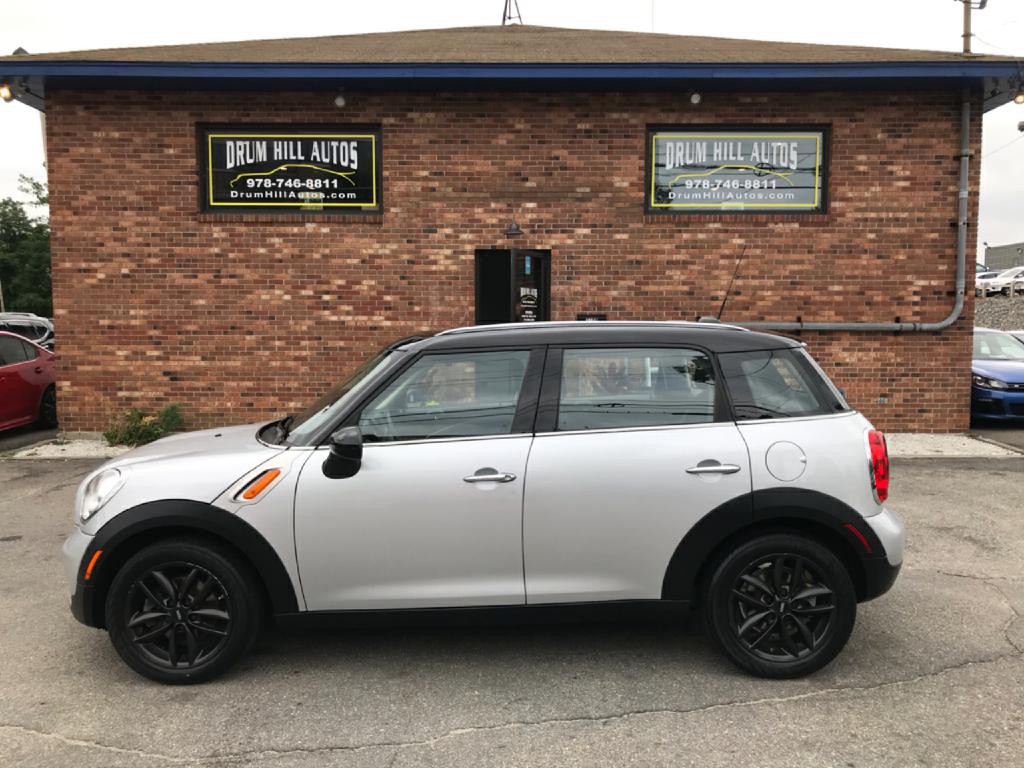 2012 MINI Countryman Image 2