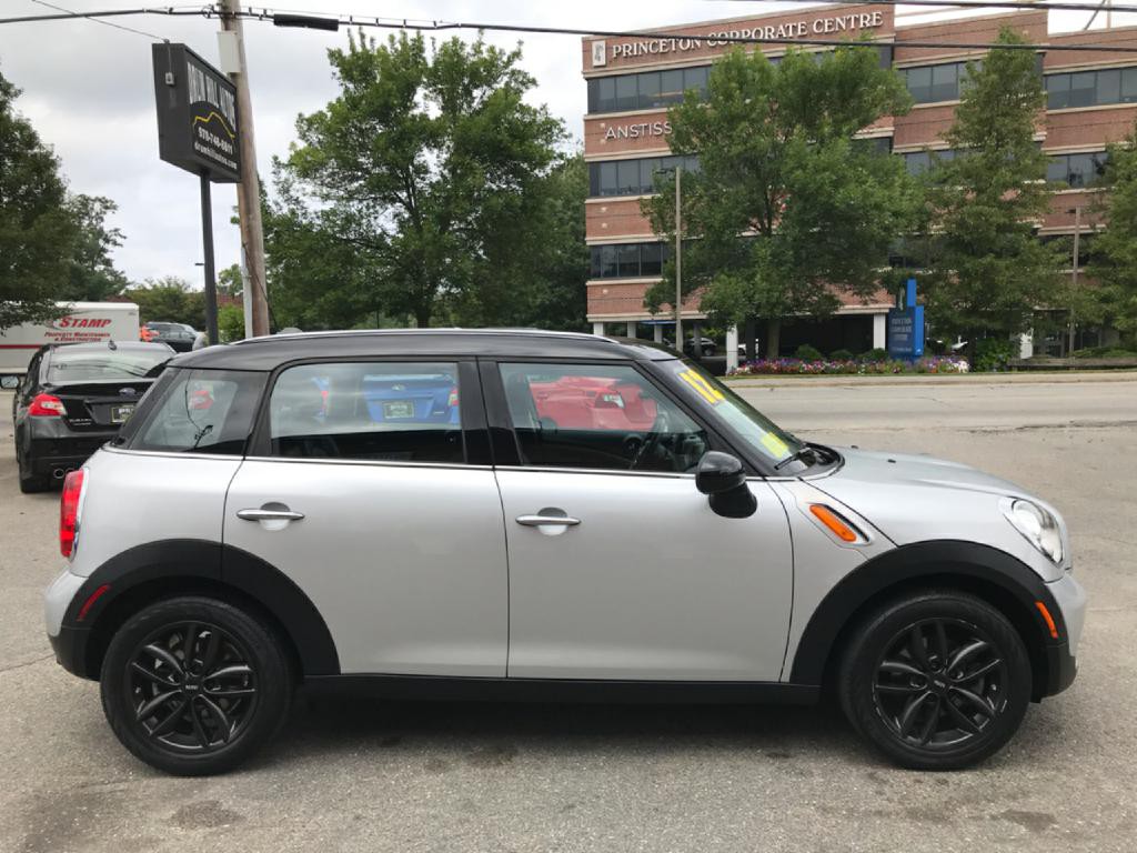 2012 MINI Countryman Image 5