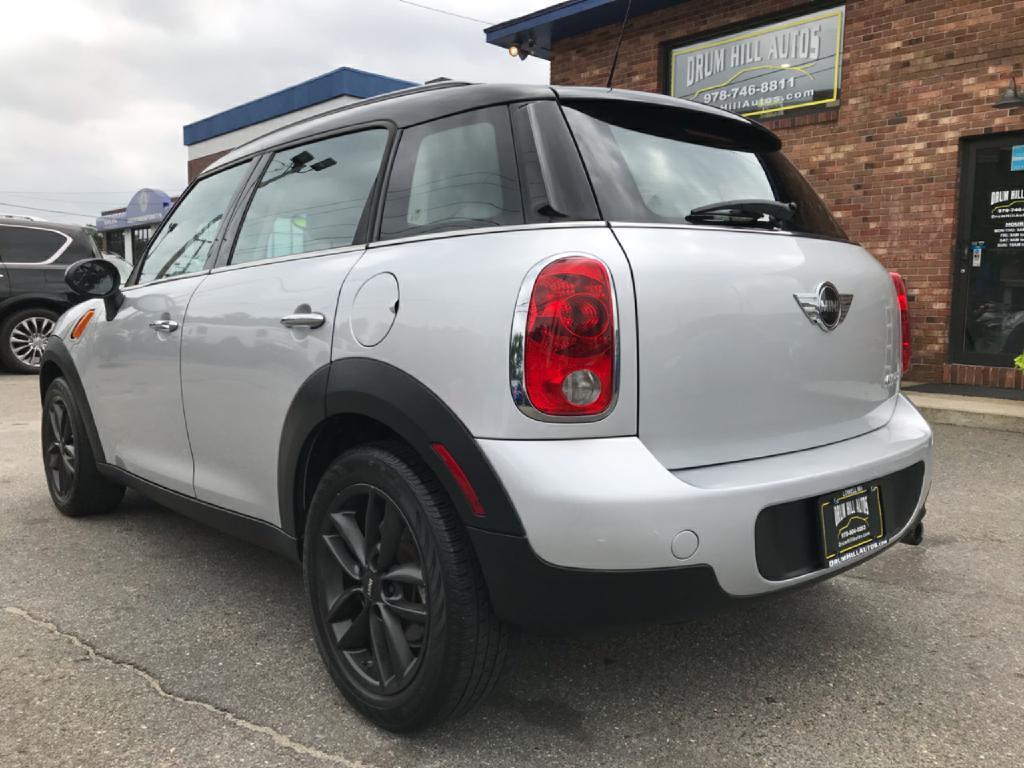 2012 MINI Countryman Image 8