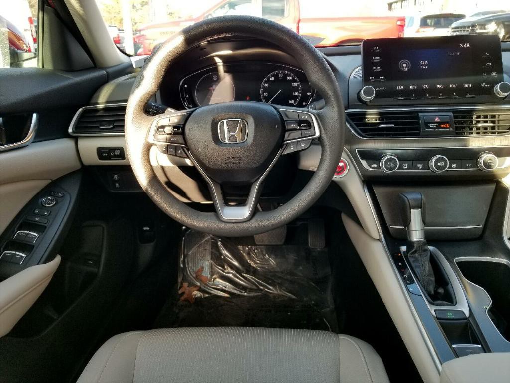 2018 Honda Accord Image 14
