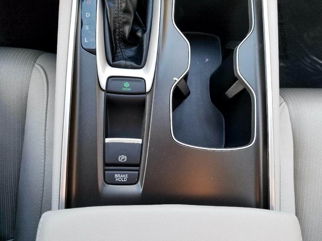 2018 Honda Accord Image 29